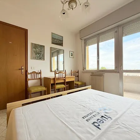 Se294 - Senigallia, Bilocale Con Balcone A 300 M Dal Mare *